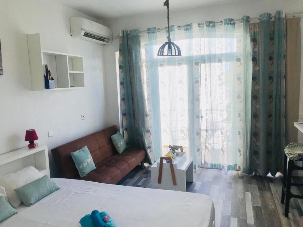 Studio- Grand Bay- 30 Meters From The Beach Exterior photo