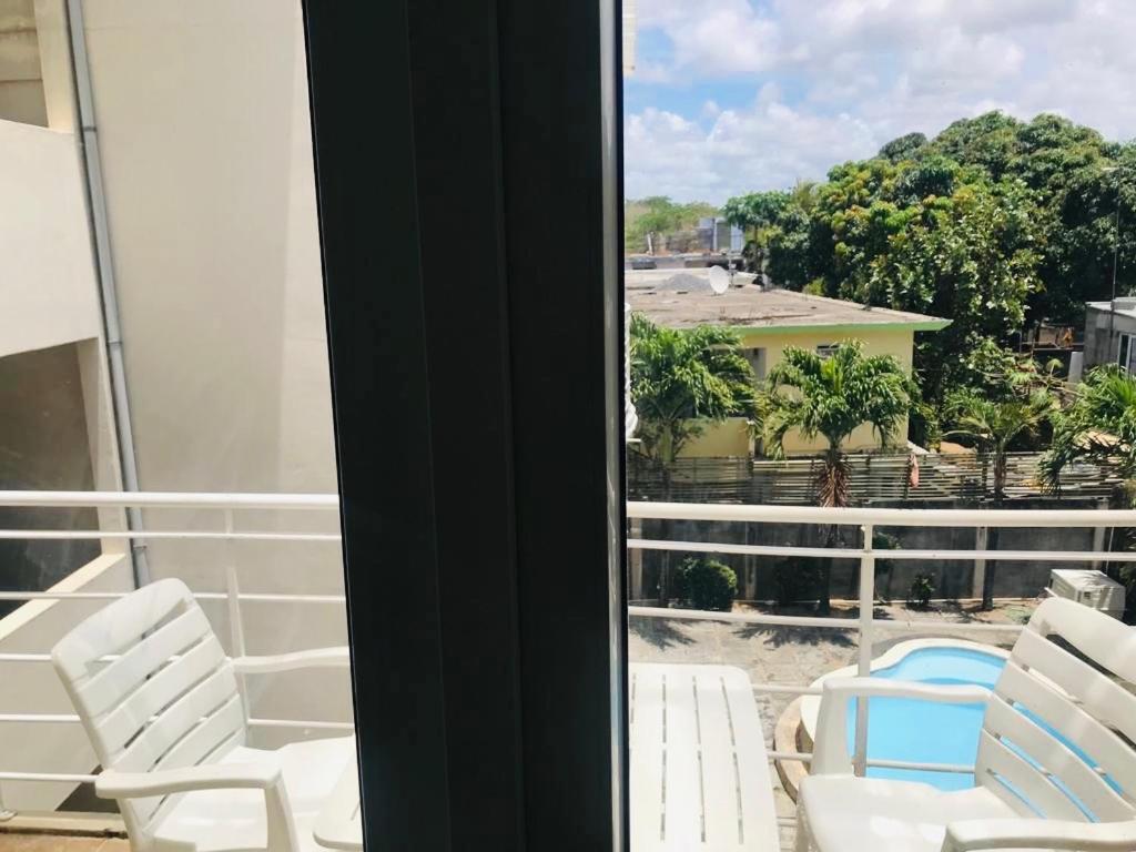 Studio- Grand Bay- 30 Meters From The Beach Exterior photo
